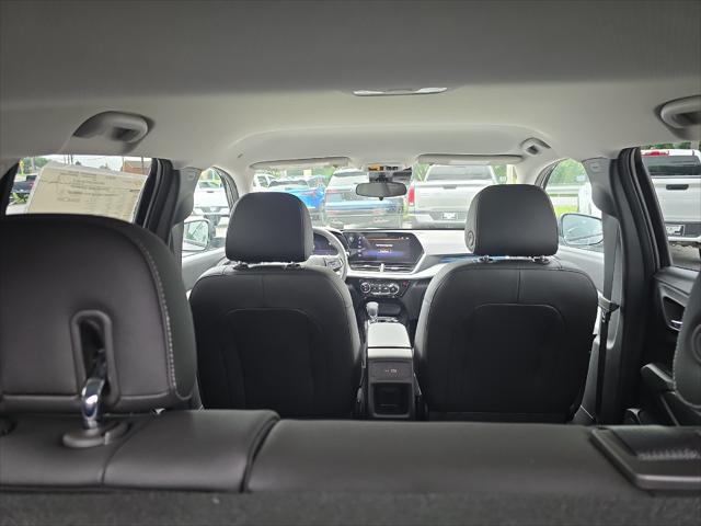 new 2025 Chevrolet Trax car, priced at $24,095