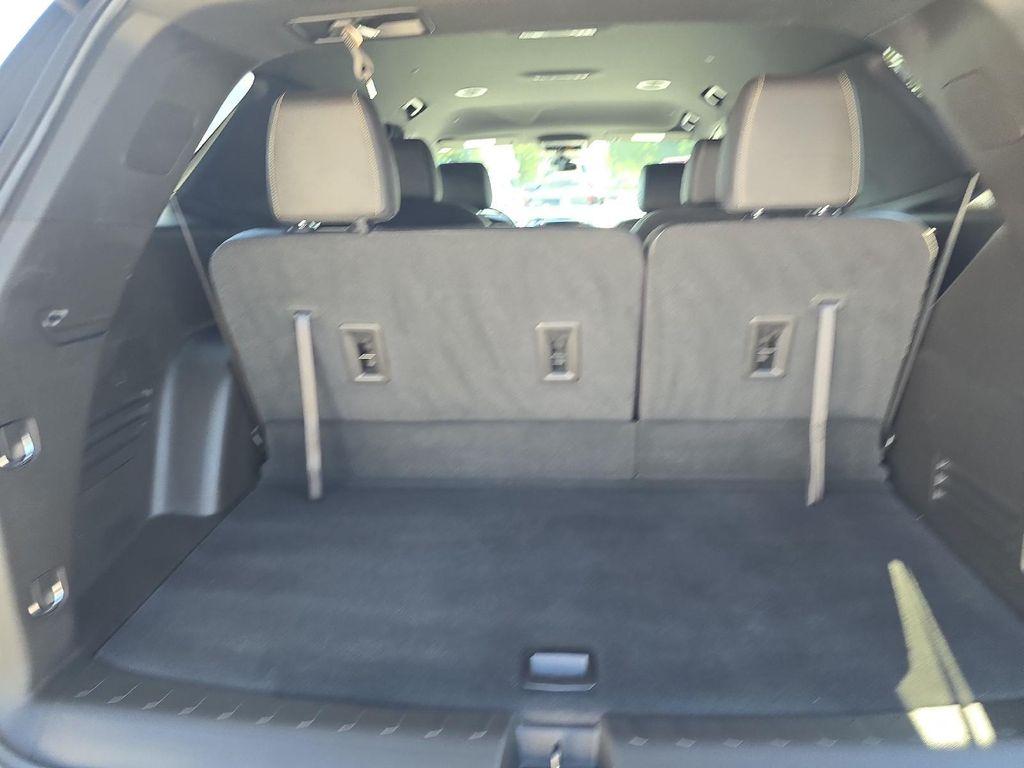 used 2023 Chevrolet Traverse car, priced at $36,999