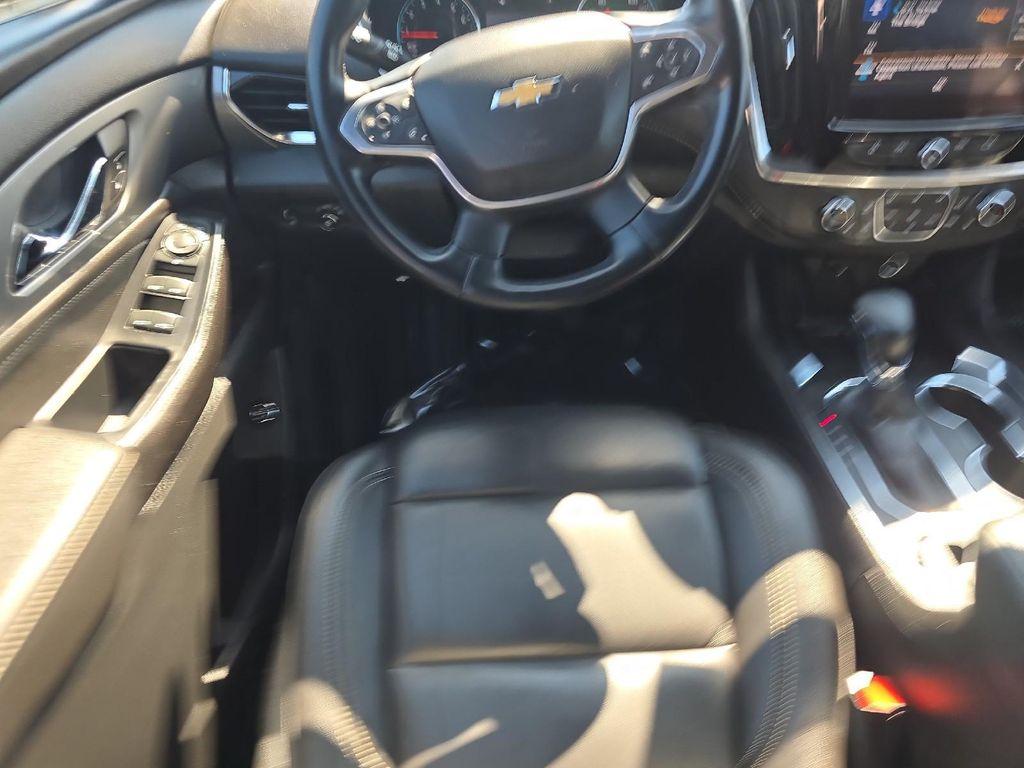 used 2023 Chevrolet Traverse car, priced at $36,999