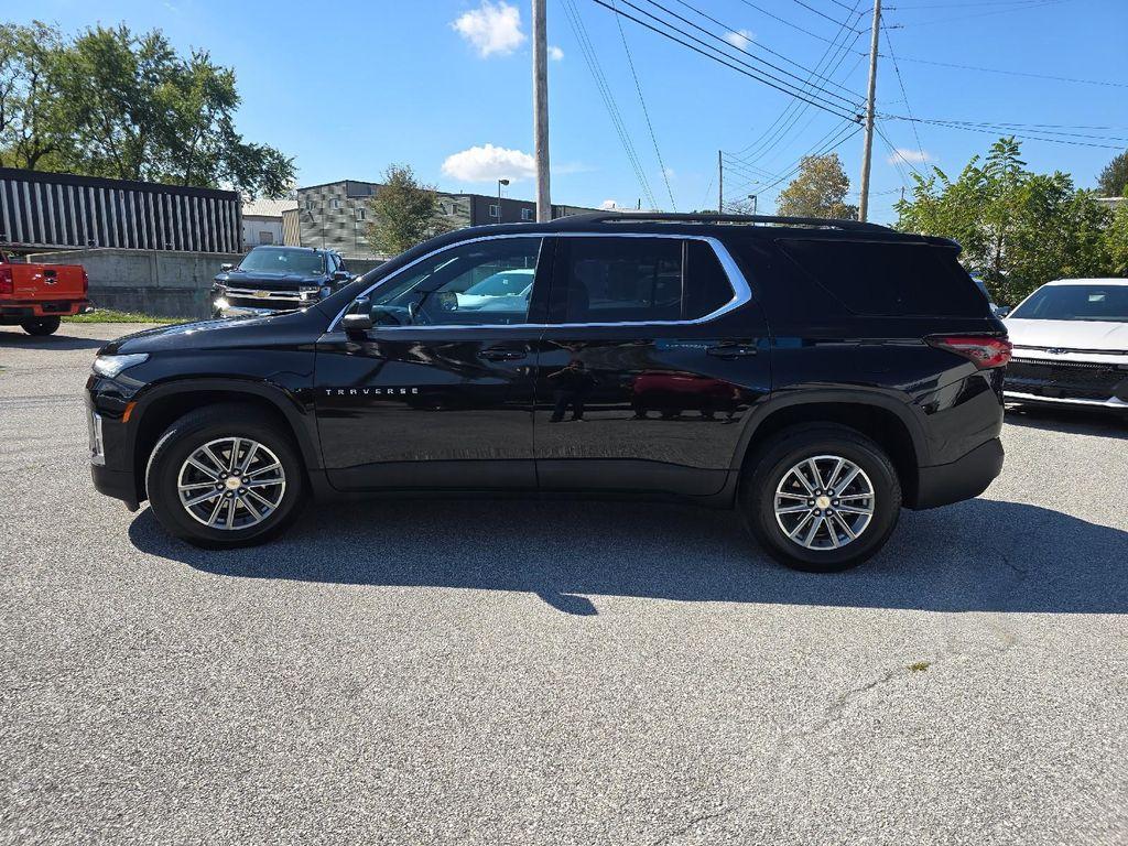 used 2023 Chevrolet Traverse car, priced at $36,999