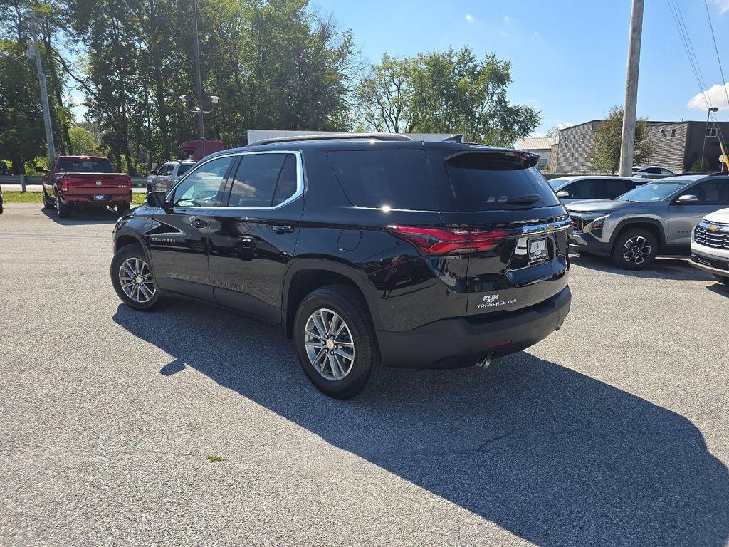 used 2023 Chevrolet Traverse car, priced at $36,999