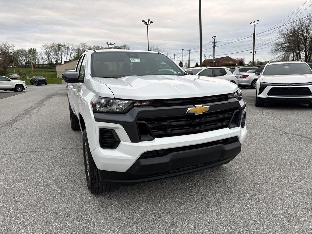 new 2025 Chevrolet Colorado car, priced at $37,435