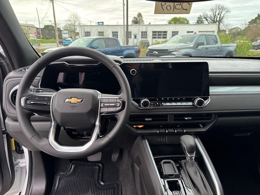 new 2025 Chevrolet Colorado car, priced at $37,435