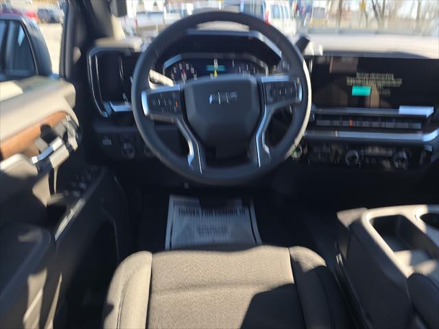 new 2025 Chevrolet Silverado 1500 car, priced at $55,720