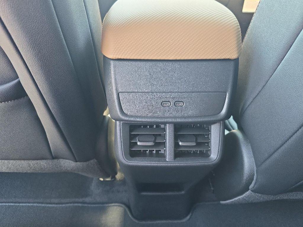 new 2026 Chevrolet Equinox car, priced at $36,395