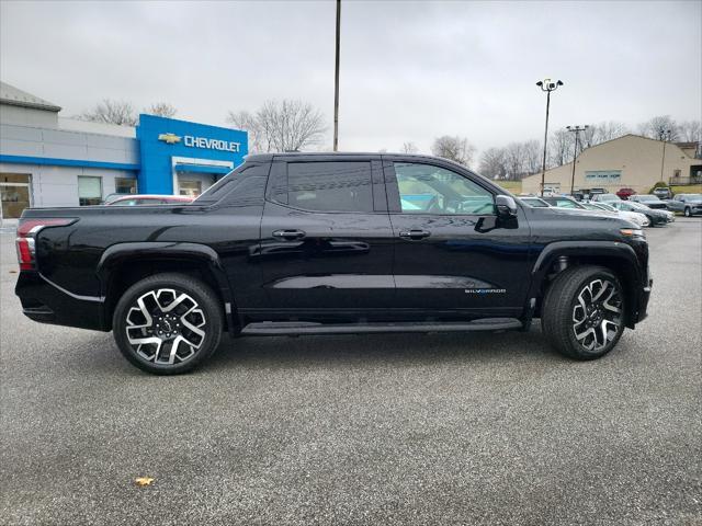 new 2025 Chevrolet Silverado EV car, priced at $89,395
