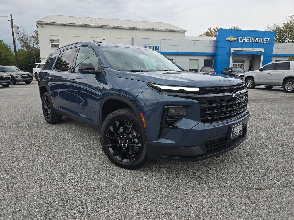 new 2026 Chevrolet Traverse car, priced at $47,980