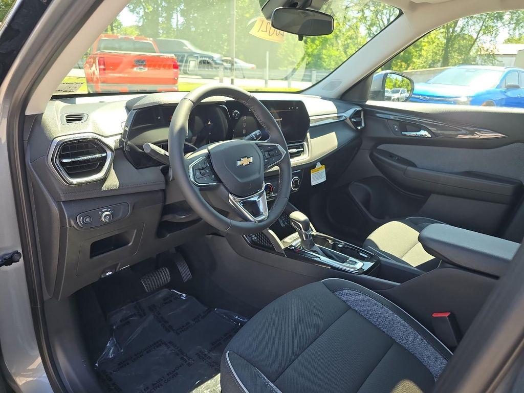 new 2026 Chevrolet TrailBlazer car, priced at $31,370