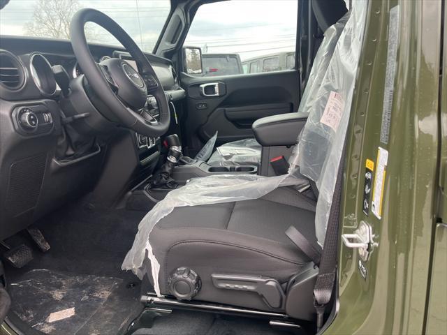 new 2023 Jeep Gladiator car, priced at $50,988