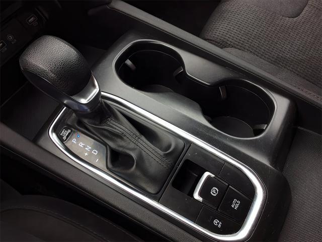 used 2020 Hyundai Santa Fe car, priced at $15,086
