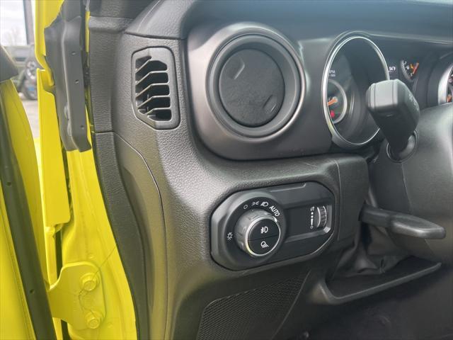 new 2023 Jeep Gladiator car, priced at $49,988