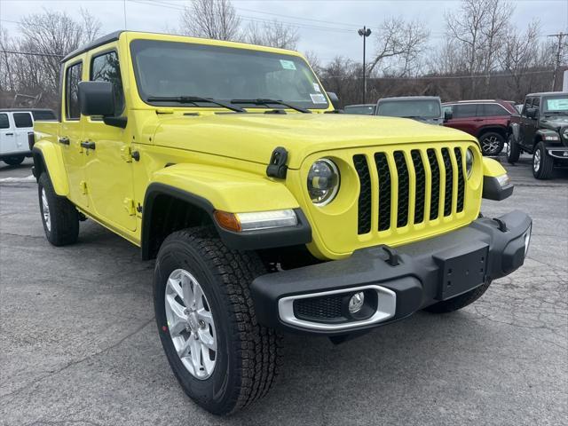 new 2023 Jeep Gladiator car, priced at $49,988