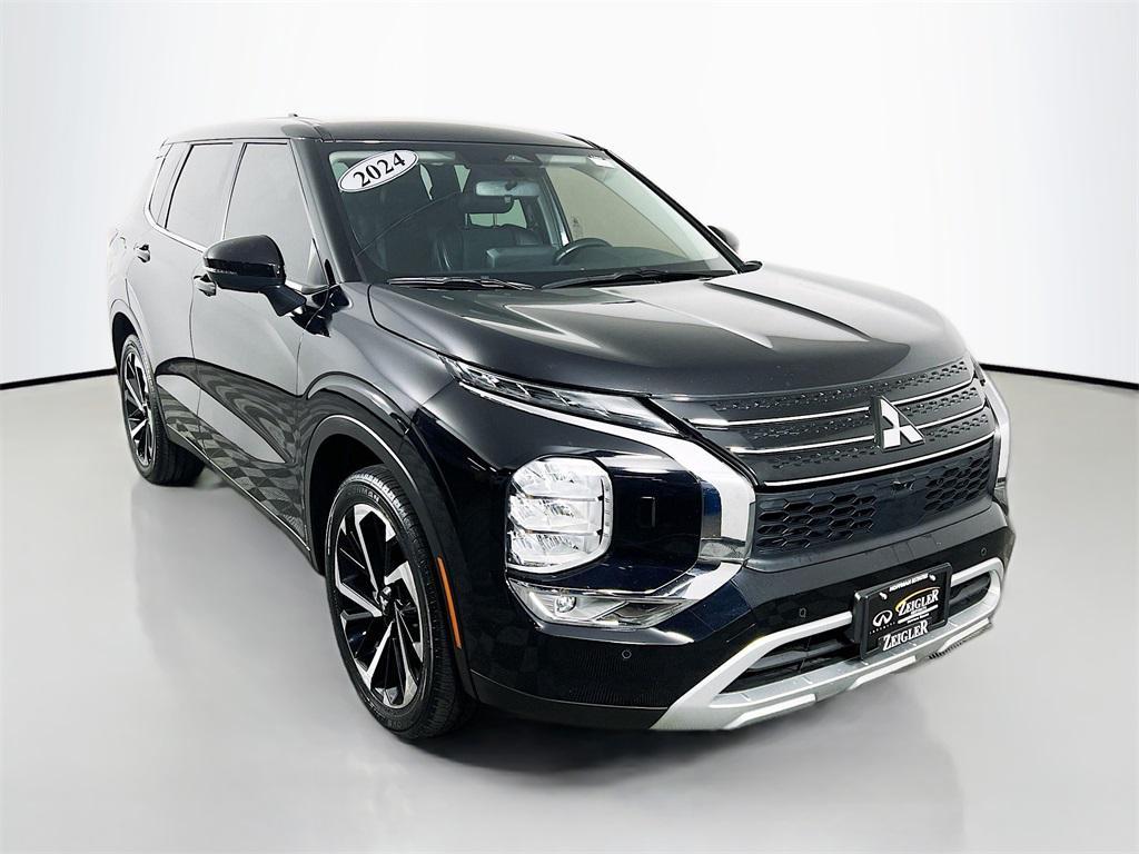 used 2024 Mitsubishi Outlander car, priced at $23,095