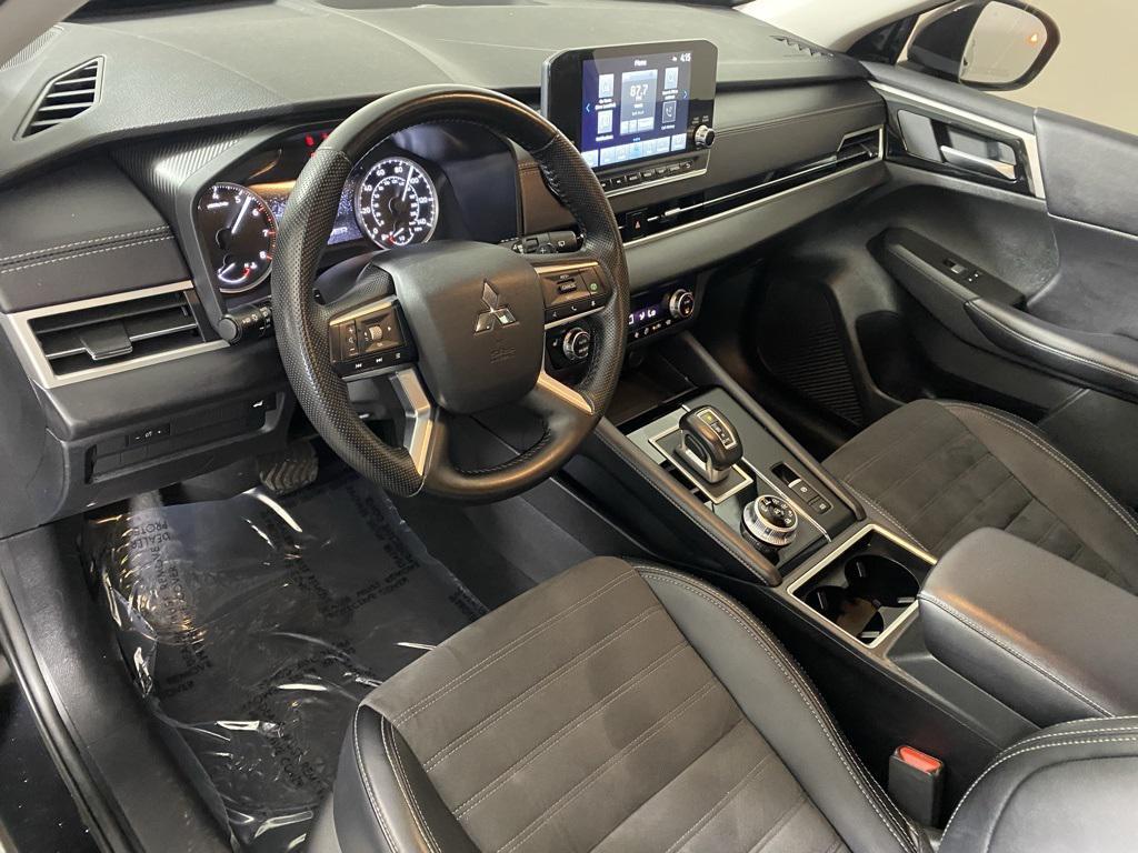 used 2024 Mitsubishi Outlander car, priced at $23,095
