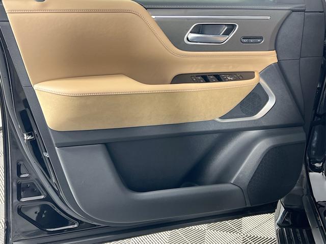 new 2025 INFINITI QX80 car, priced at $83,332