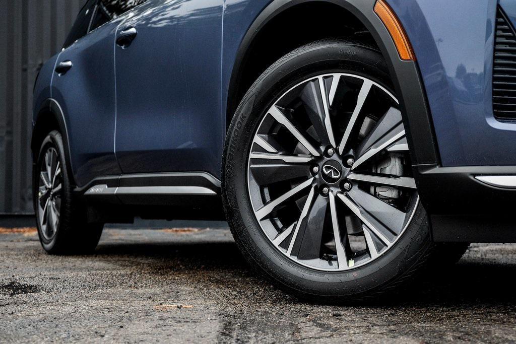 new 2026 INFINITI QX60 car, priced at $57,225