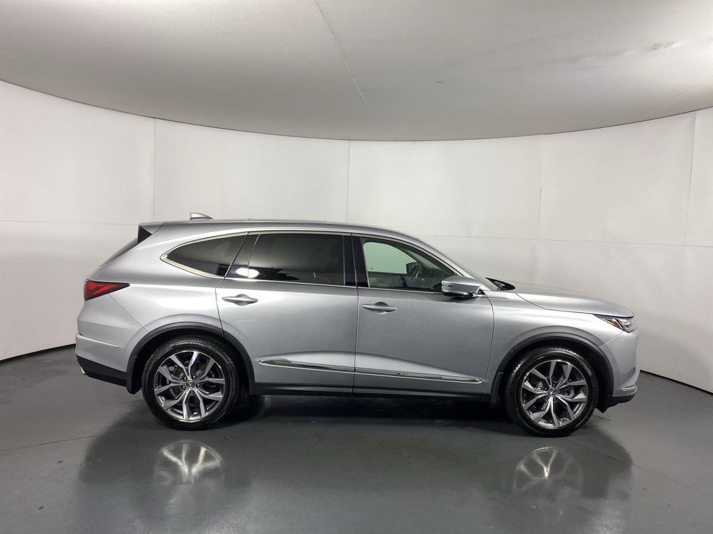 used 2022 Acura MDX car, priced at $36,995