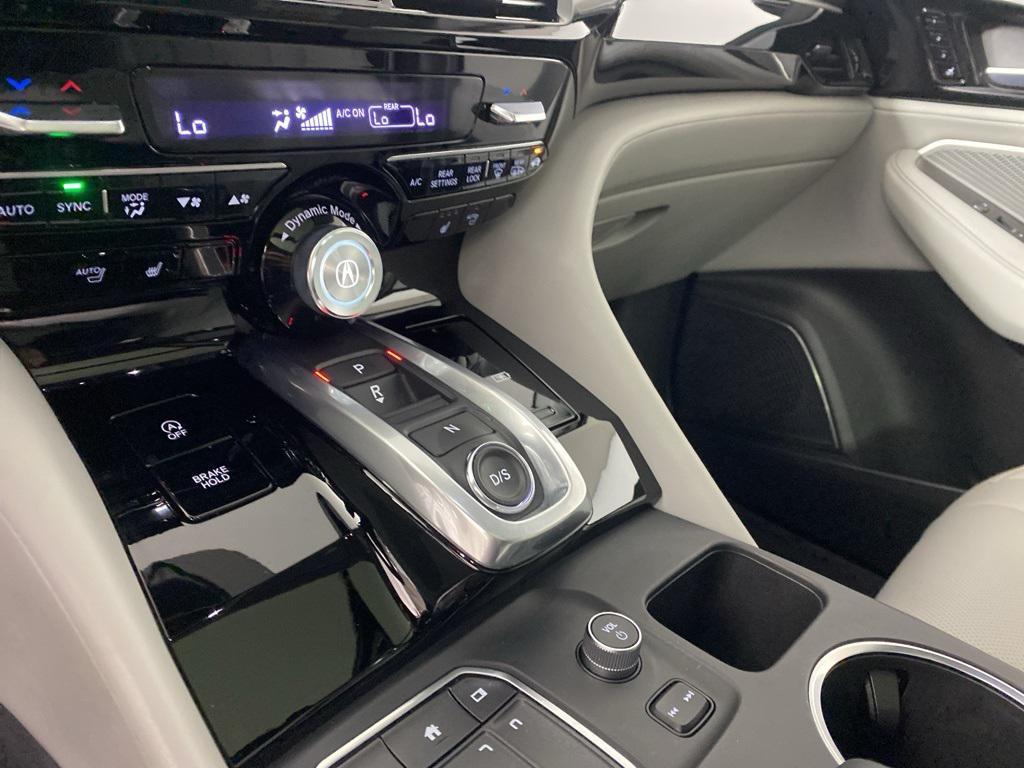 used 2022 Acura MDX car, priced at $36,995