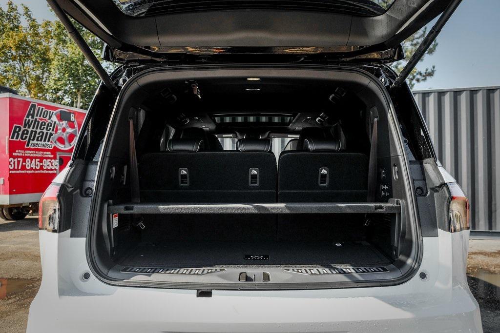 new 2026 INFINITI QX80 car, priced at $104,638