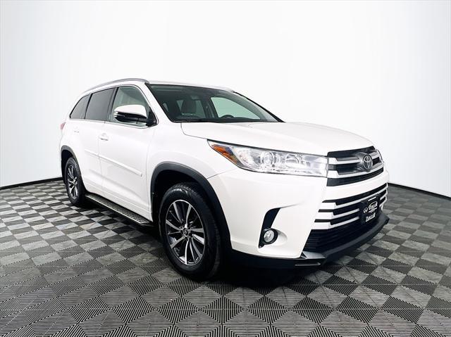 used 2018 Toyota Highlander car, priced at $30,341