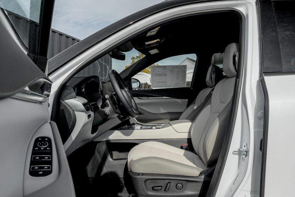 new 2026 INFINITI QX60 car, priced at $67,456