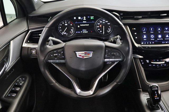 used 2022 Cadillac XT6 car, priced at $39,453