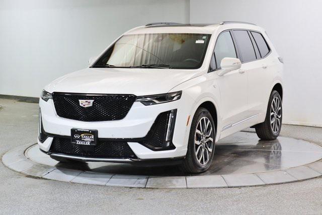 used 2022 Cadillac XT6 car, priced at $39,453