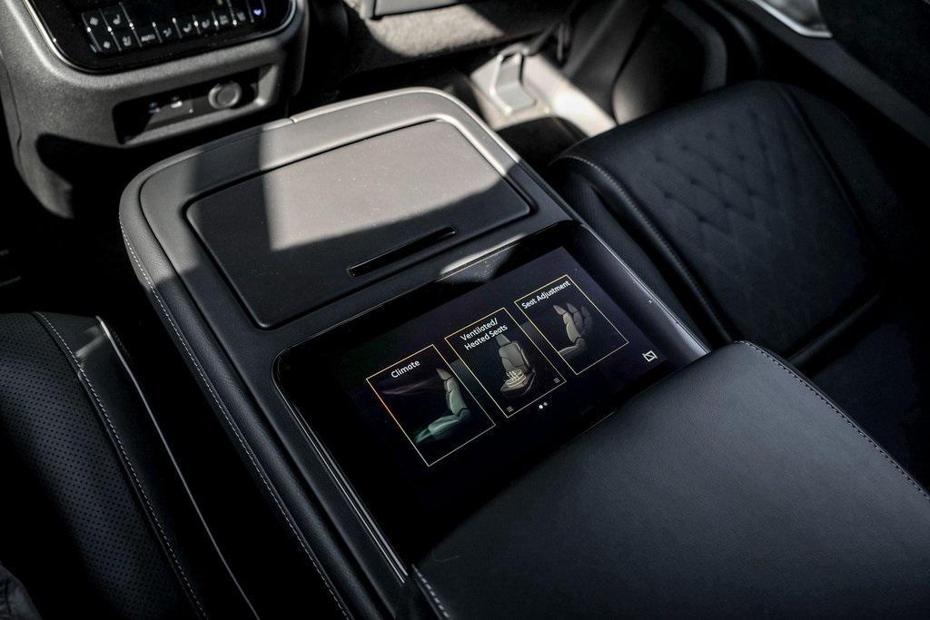 new 2026 INFINITI QX80 car, priced at $110,750