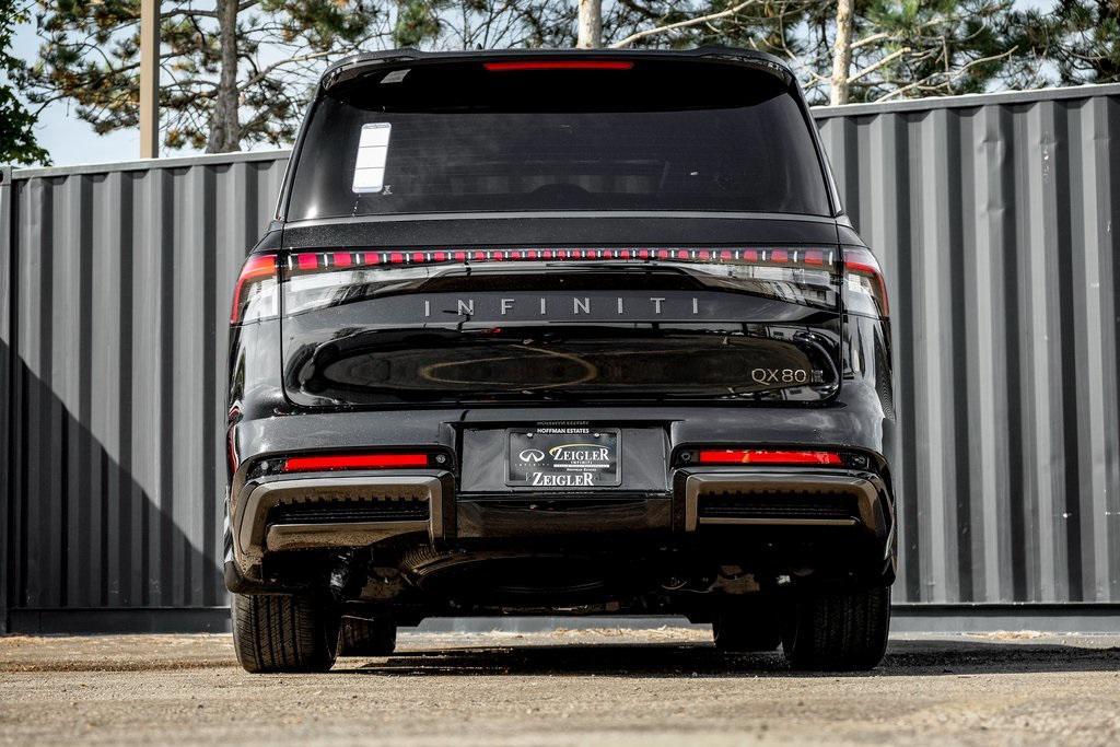 new 2026 INFINITI QX80 car, priced at $109,655