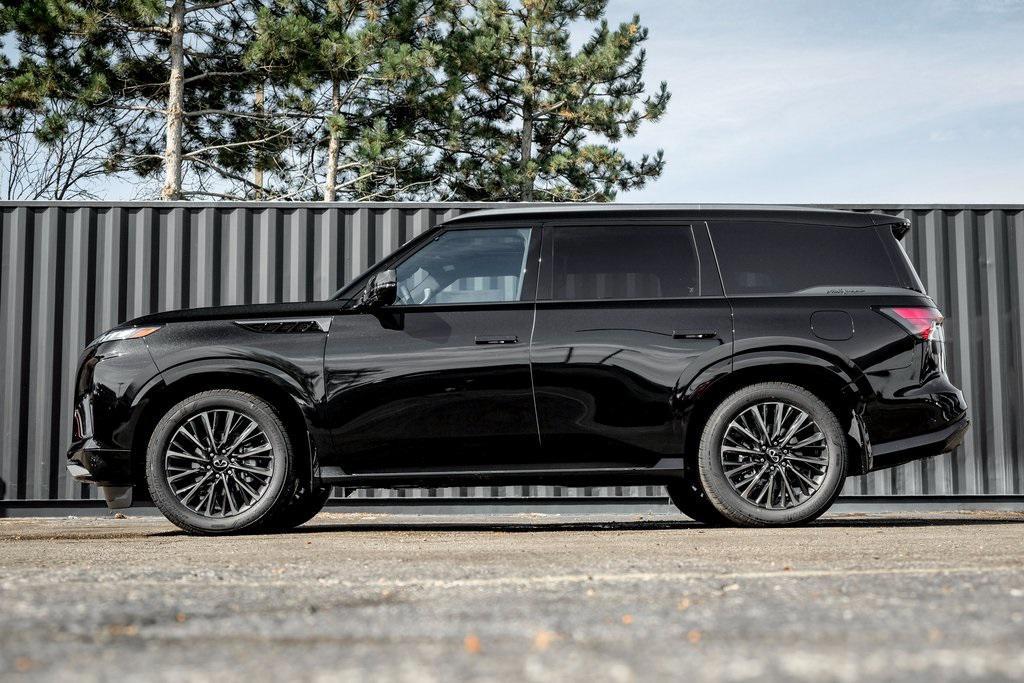 new 2026 INFINITI QX80 car, priced at $109,655