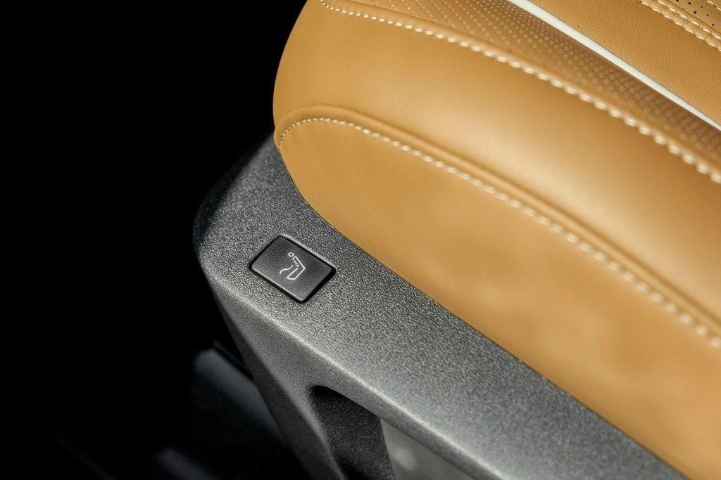 new 2026 INFINITI QX60 car, priced at $67,260