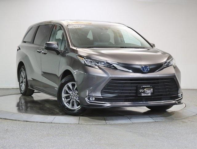 used 2021 Toyota Sienna car, priced at $39,751