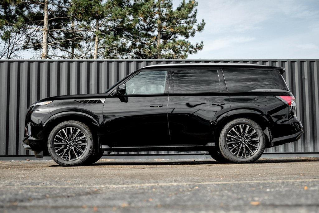 new 2026 INFINITI QX80 car, priced at $109,655