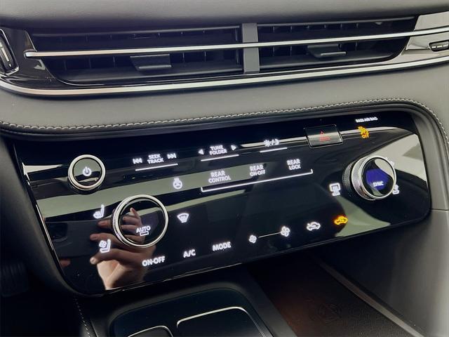 new 2025 INFINITI QX60 car, priced at $58,674