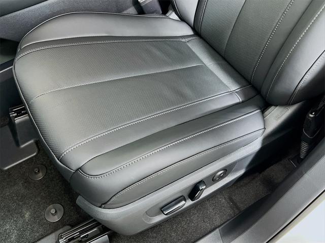 new 2025 INFINITI QX60 car, priced at $58,674