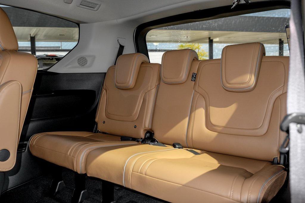 new 2026 INFINITI QX80 car, priced at $86,167