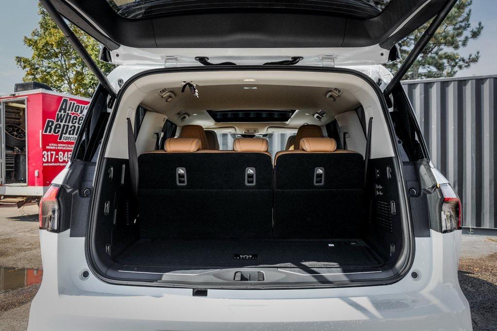 new 2026 INFINITI QX80 car, priced at $86,167