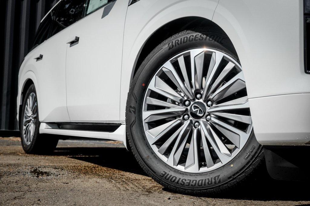 new 2026 INFINITI QX80 car, priced at $86,167