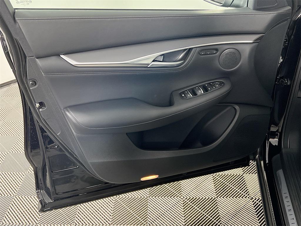 new 2025 INFINITI QX55 car, priced at $50,026