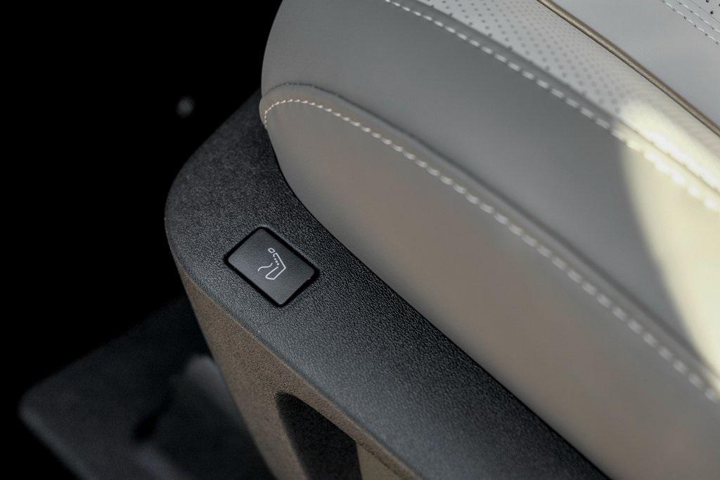 new 2026 INFINITI QX60 car, priced at $62,456