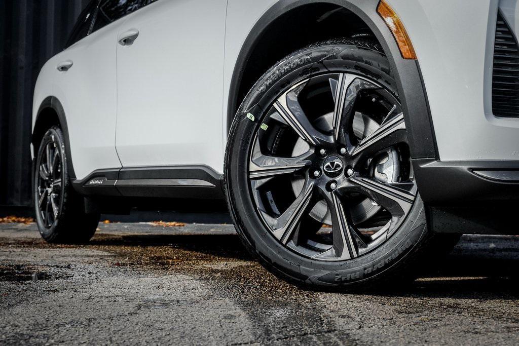 new 2026 INFINITI QX60 car, priced at $62,456