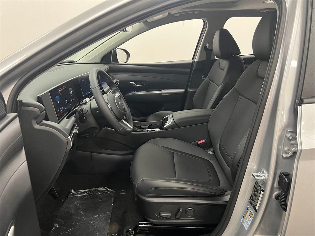new 2025 Hyundai Tucson car, priced at $32,927