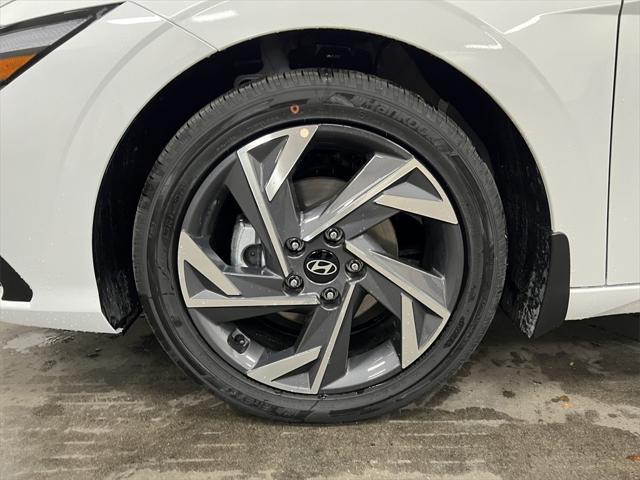 new 2025 Hyundai Elantra car, priced at $25,892