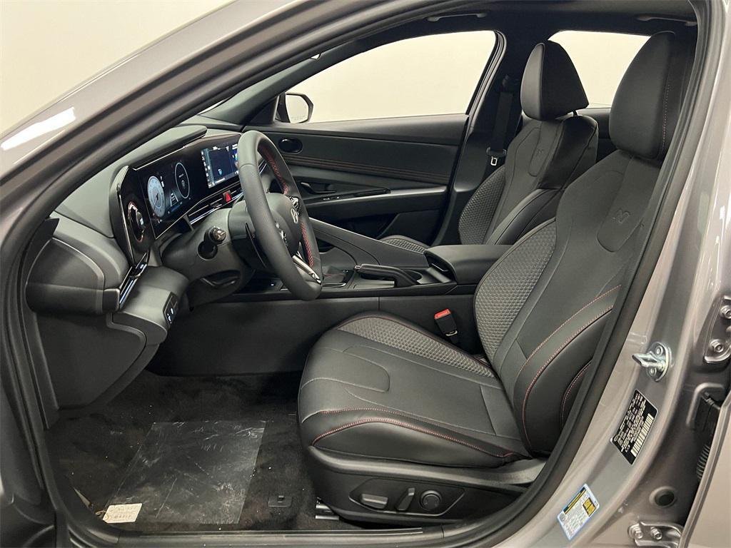 new 2025 Hyundai Elantra car, priced at $28,679