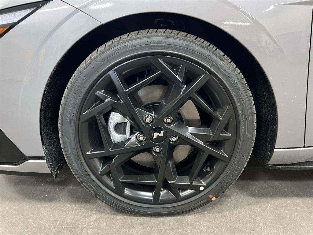new 2025 Hyundai Elantra car, priced at $28,679