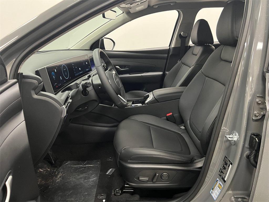 new 2025 Hyundai Tucson car, priced at $32,915