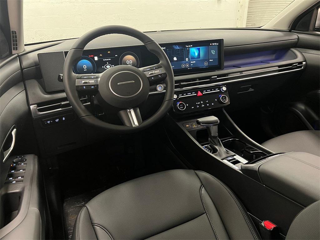 new 2025 Hyundai Tucson car, priced at $32,915
