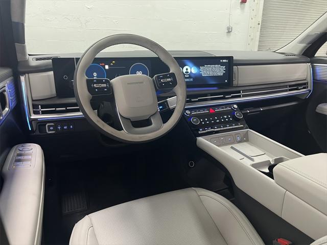 new 2025 Hyundai Santa Fe car, priced at $47,002