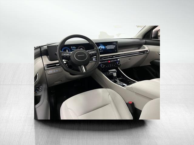 new 2025 Hyundai Tucson car, priced at $30,317