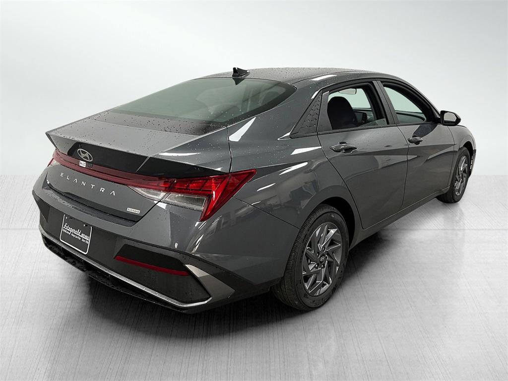 new 2025 Hyundai ELANTRA HEV car, priced at $24,166